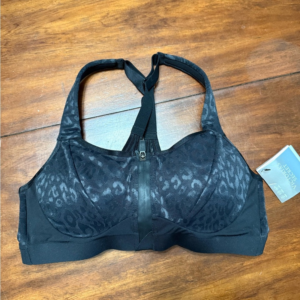 Victoria's Secret Knockout Front Zip Sports Bra 36C
